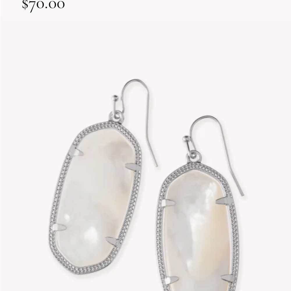 Silver/ Pearl Kendra Scott earrings